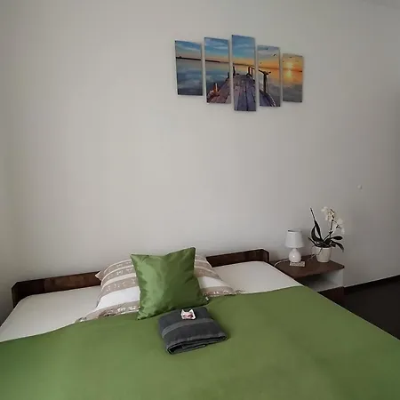 Villa Elizabeth Vendeghaz Balatonfuzfon A Strandnal Balatonfůzfő