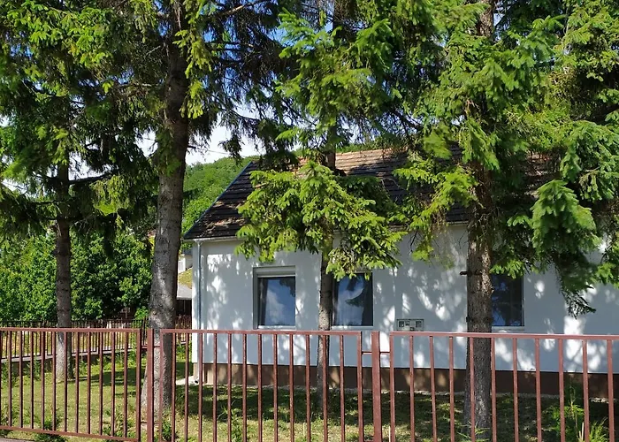 Вилла Elizabeth Vendeghaz Balatonfuzfon A Strandnal *