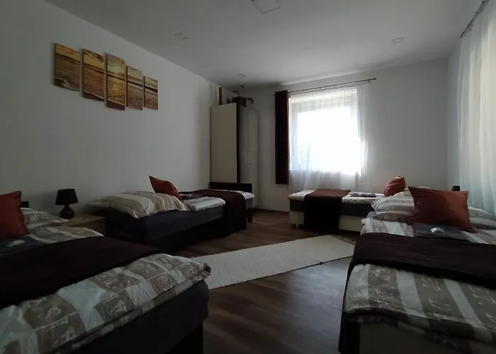 Elizabeth Vendeghaz Balatonfuzfon A Strandnal Вилла