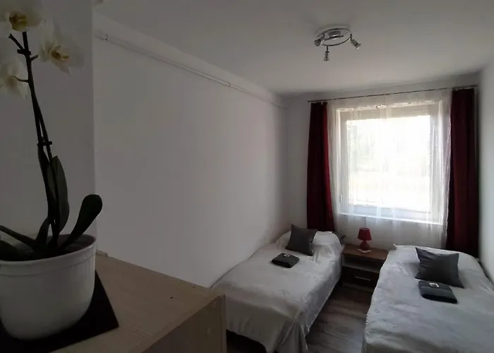 Elizabeth Vendeghaz Balatonfuzfon A Strandnal Вилла Балатонфюзфё