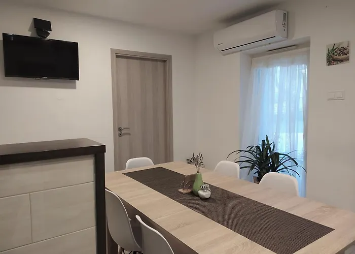 Elizabeth Vendeghaz Balatonfuzfon A Strandnal Вилла *